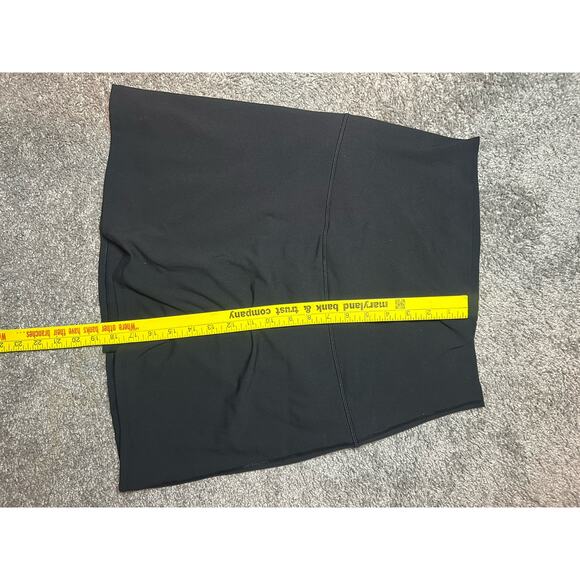 Ingrid & Isabel Everyday Maternity Size M Skort Black Stretchy - Picture 1 of 4